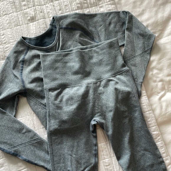 XS Workout outfit - dusty blue - 2 piece set - Picture 3 of 5